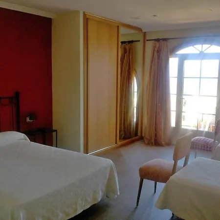 Playa Santa Baia Hotel Vigo Exterior photo